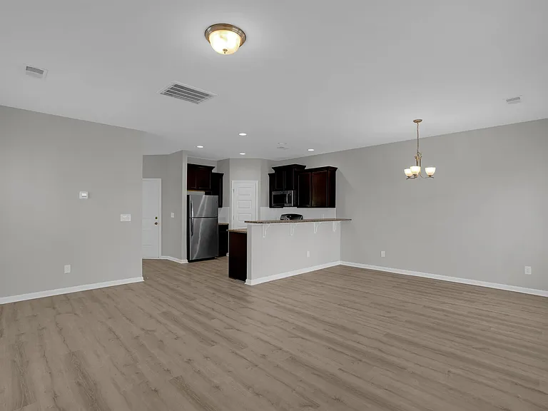 1106 Bergenfield Ln — Photo 11
