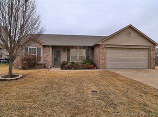 8727 S 261st East Ave, Broken Arrow, OK 74014