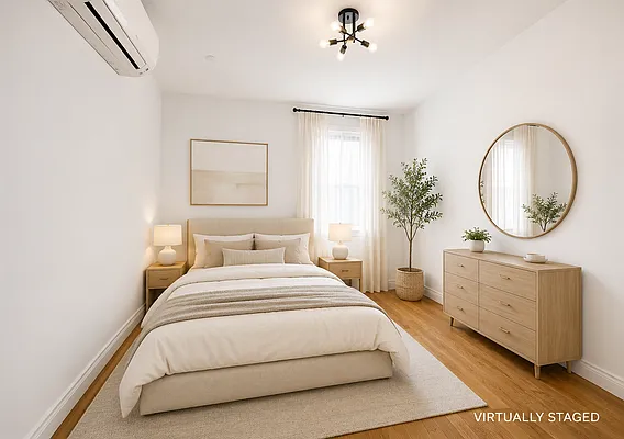 Bedroom, photo 1