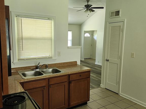 2nd image of 7104 Dunkirk Ln