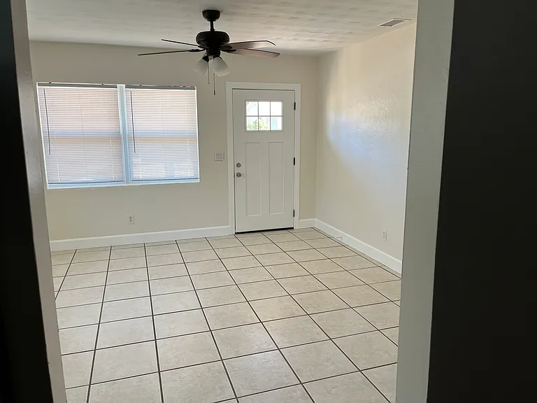 5129 Emerson Ave S — Photo 8