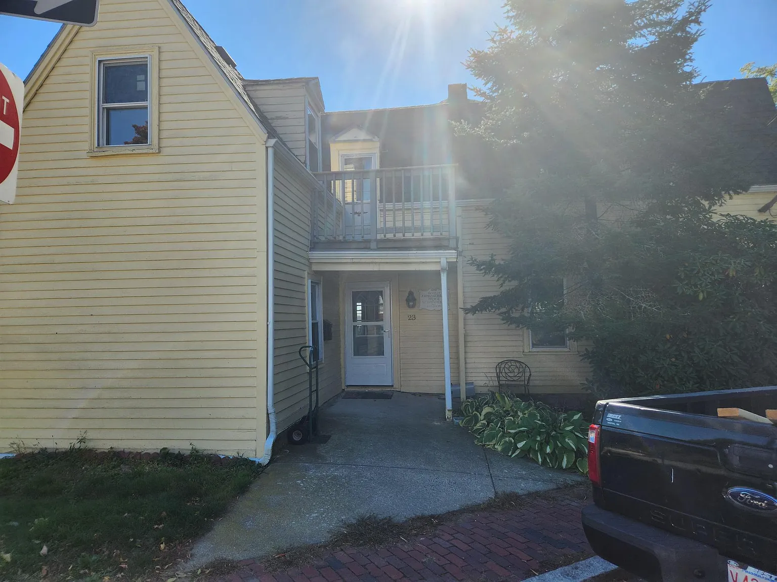 23 Front St — Photo 4
