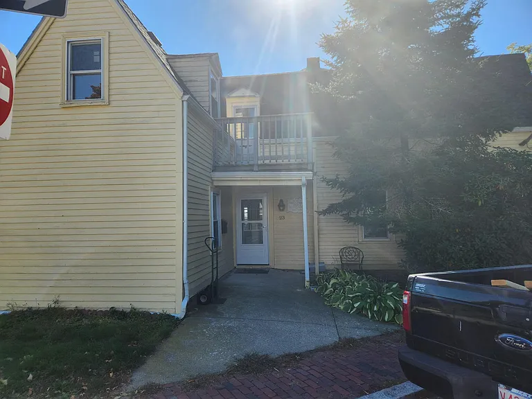 23 Front St #2 — Photo 6