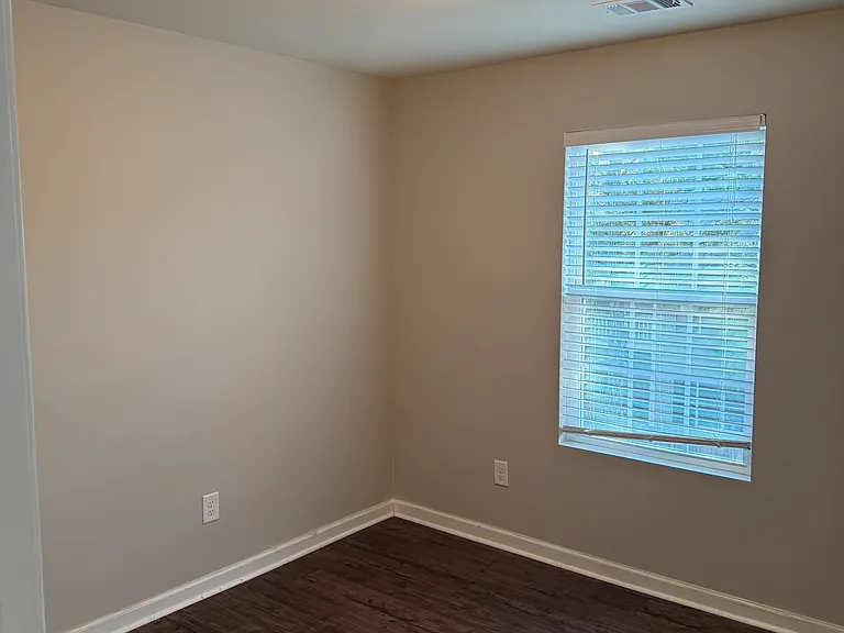 241 Coral Cir — Photo 20