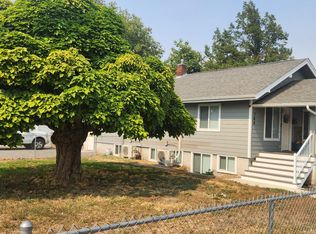 744 8th St, Clarkston, WA 99403