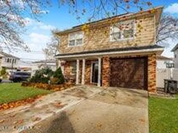 27 Knapp St, Staten Island, NY 10314