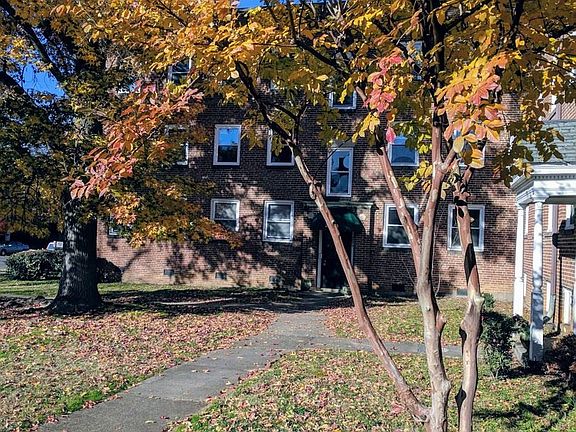 3rd image of 2608 Kensington Ave