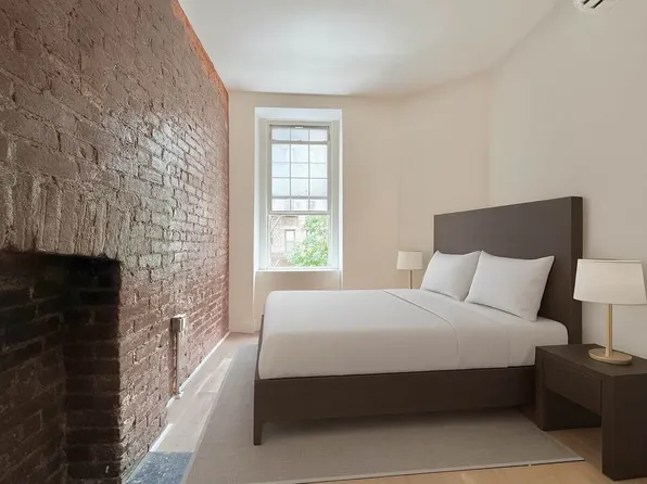 329 East 52nd Street 3A image 3 of 5