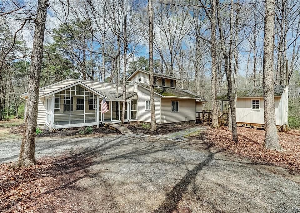 1st image of 18642 Dixie Belle Ln