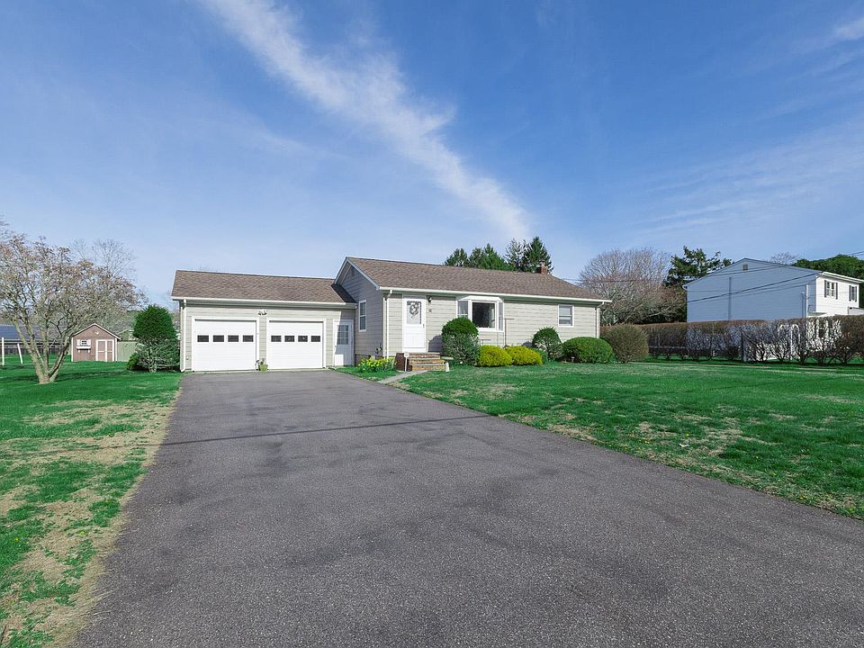 1st image of 13 Tuttle Avenue
