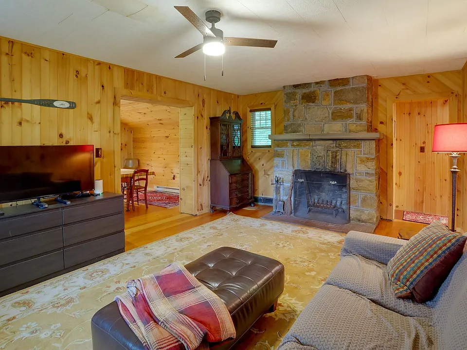 34 Mountain Ln #ID1637187P