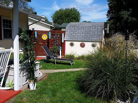 5th image of 493 Deerfield Dr