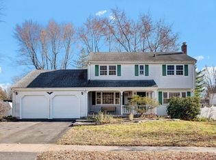 70 Westminster Dr, West Hartford, CT 06107