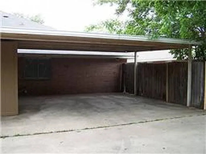 5325 Northridge Blvd — Photo 12