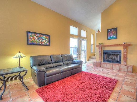 5th image of 5509 Baer Pl NW