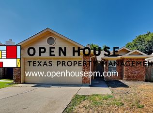 1439 Thistlewood Ln, Grapevine, TX 76051