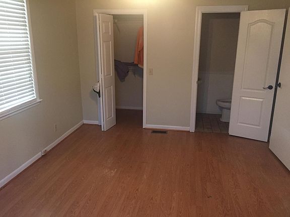 Master Bedroom + 1/2 Bath