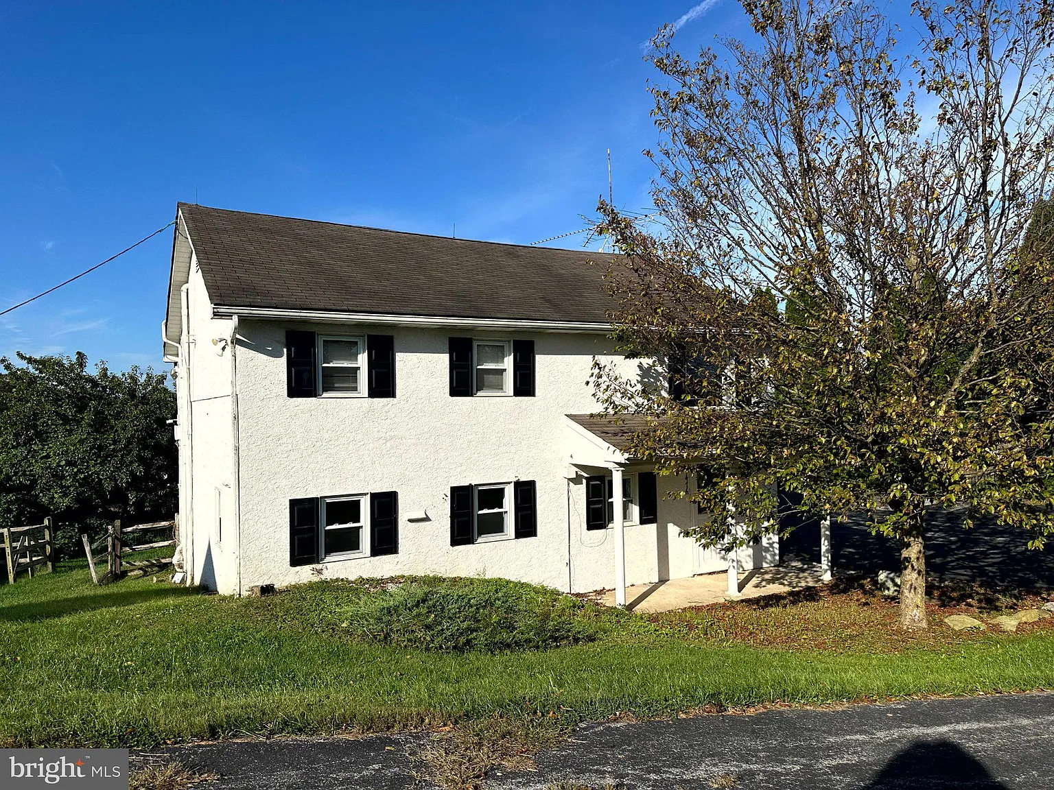 2 bed, 1.5 bath, 1680 sqft, $1,850 — Photo 1