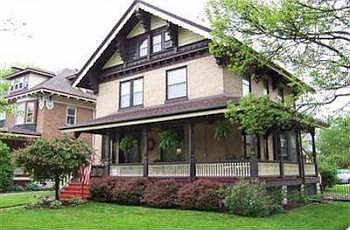 1st image of 2548 Erie Ave