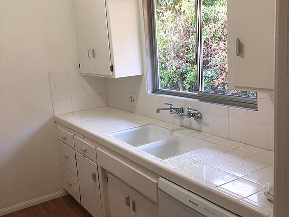 5th image of 818 La Cadena Ave #M