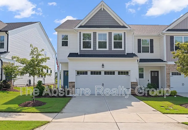 35 Village Edge Dr — Photo 1