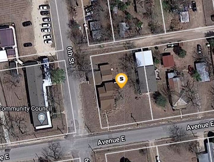 1st image of 602 Avenue E