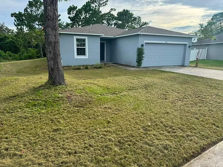 2860 Surf Dr — Photo 3