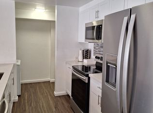 98-360 Koauka Look Walker Kfukumoto #218-B-1, Aiea, HI 96701