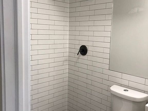 4th image of 2819 W 25th St