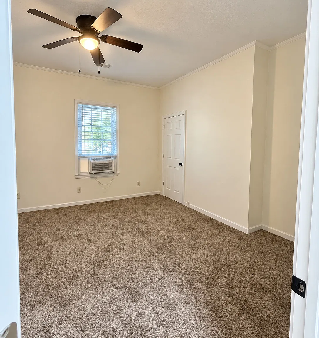 2 bed, 1172 sqft, $1,000 — Photo 2