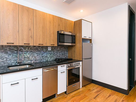 2nd image of 2621 Newkirk Ave #2F