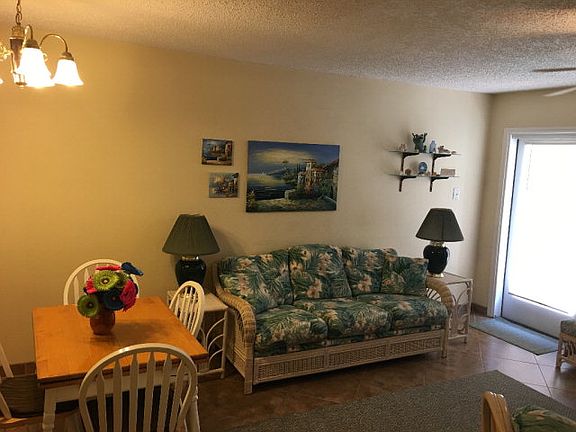 5th image of 103 E Marlin St #1