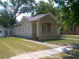 507 N Gonzales St, Cuero, TX 77954