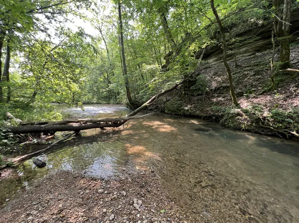 3009 Hurricane Creek Rd, Linden, TN 37096