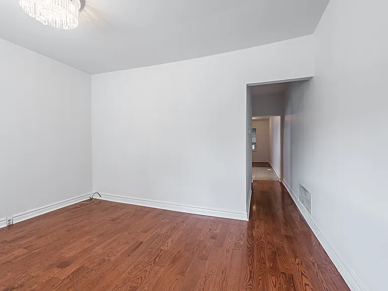 Hallway from Living to kitchen and dinning room