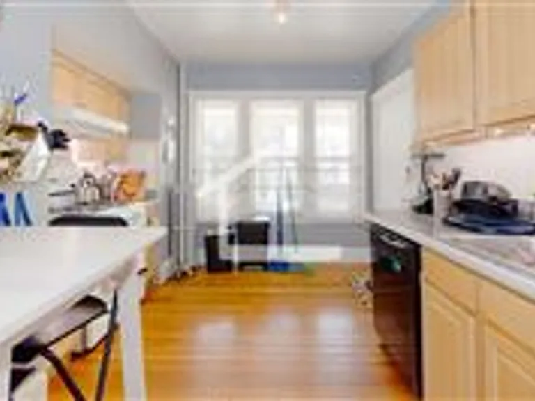 79 Quint Ave #1A — Photo 5