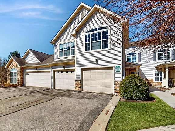 2nd image of 1151 Townline ROAD #102
