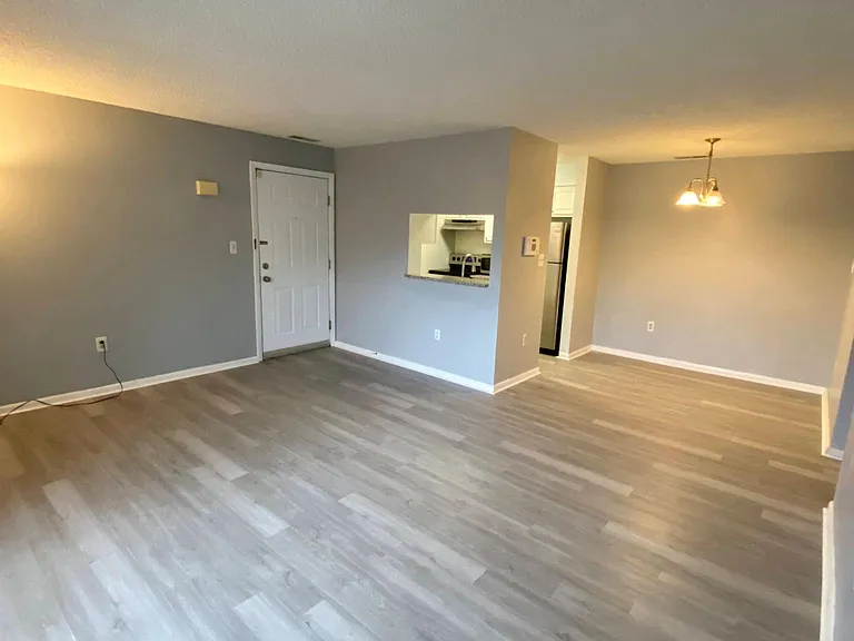 1208 Ravens Crest Dr — Photo 7