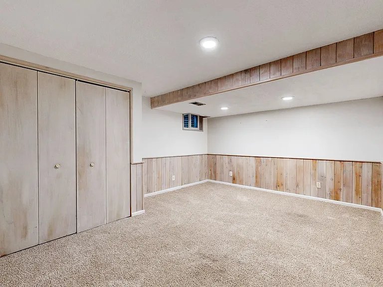2946 S Moline Pl — Photo 19