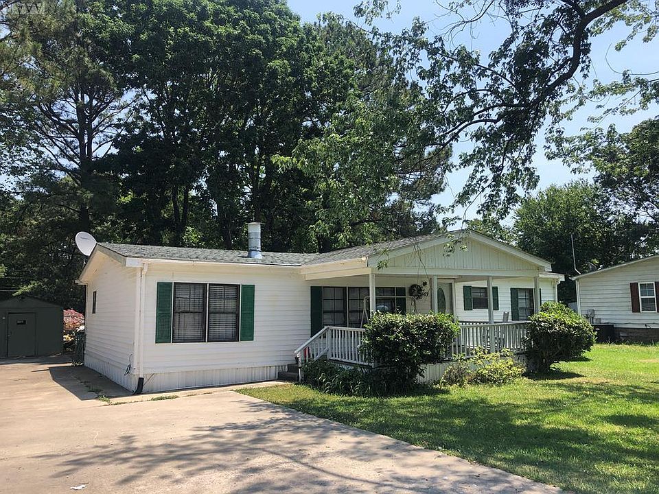 2nd image of 469 Holiday Ln