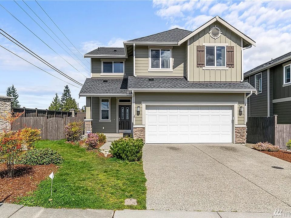 1st image of 8303 72nd Pl NE