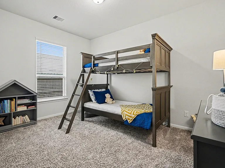 2214 Lierna Dr — Photo 21