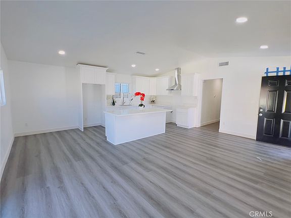 3rd image of 23370 Rolanda Dr