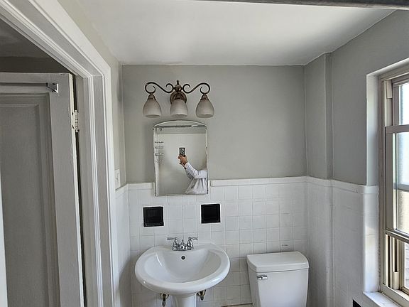 2nd image of 4275 Clairton Blvd #4