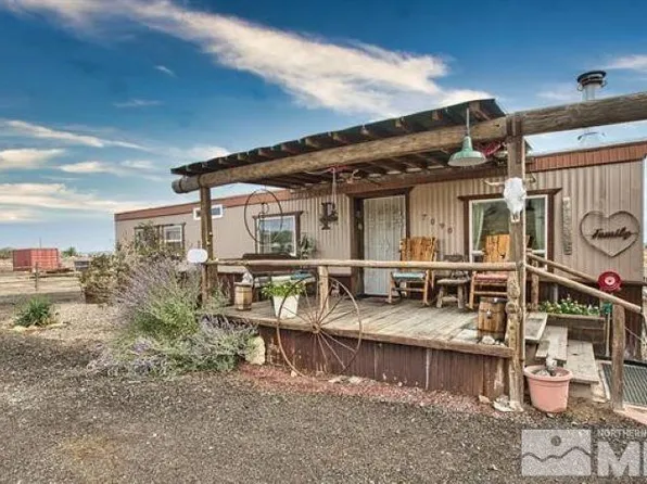 7090 Deodar St, Silver Springs, NV 89429