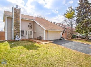 47 Abbeywood Dr, Romeoville, IL 60446