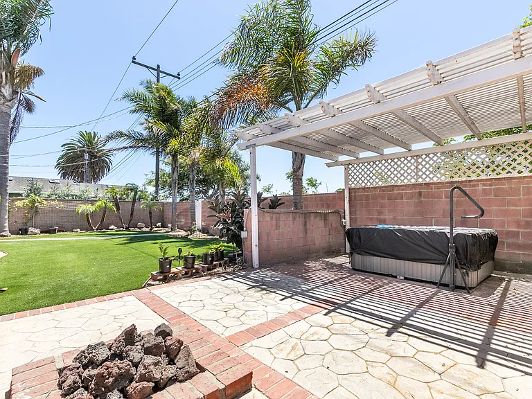 19413 Sturgess Dr — Photo 19