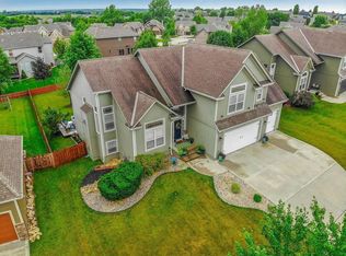 8519 NE 100th St, Kansas City, MO 64157