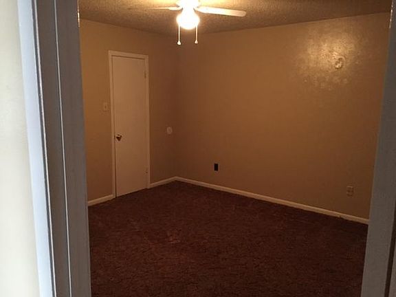 3rd image of 428 Tammy Lynn Dr #B
