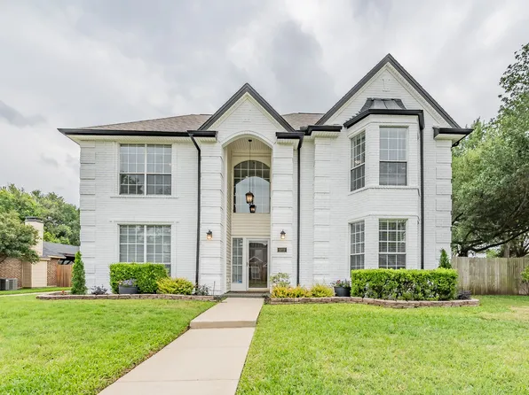 509 Aurora Dr, Euless, TX 76039